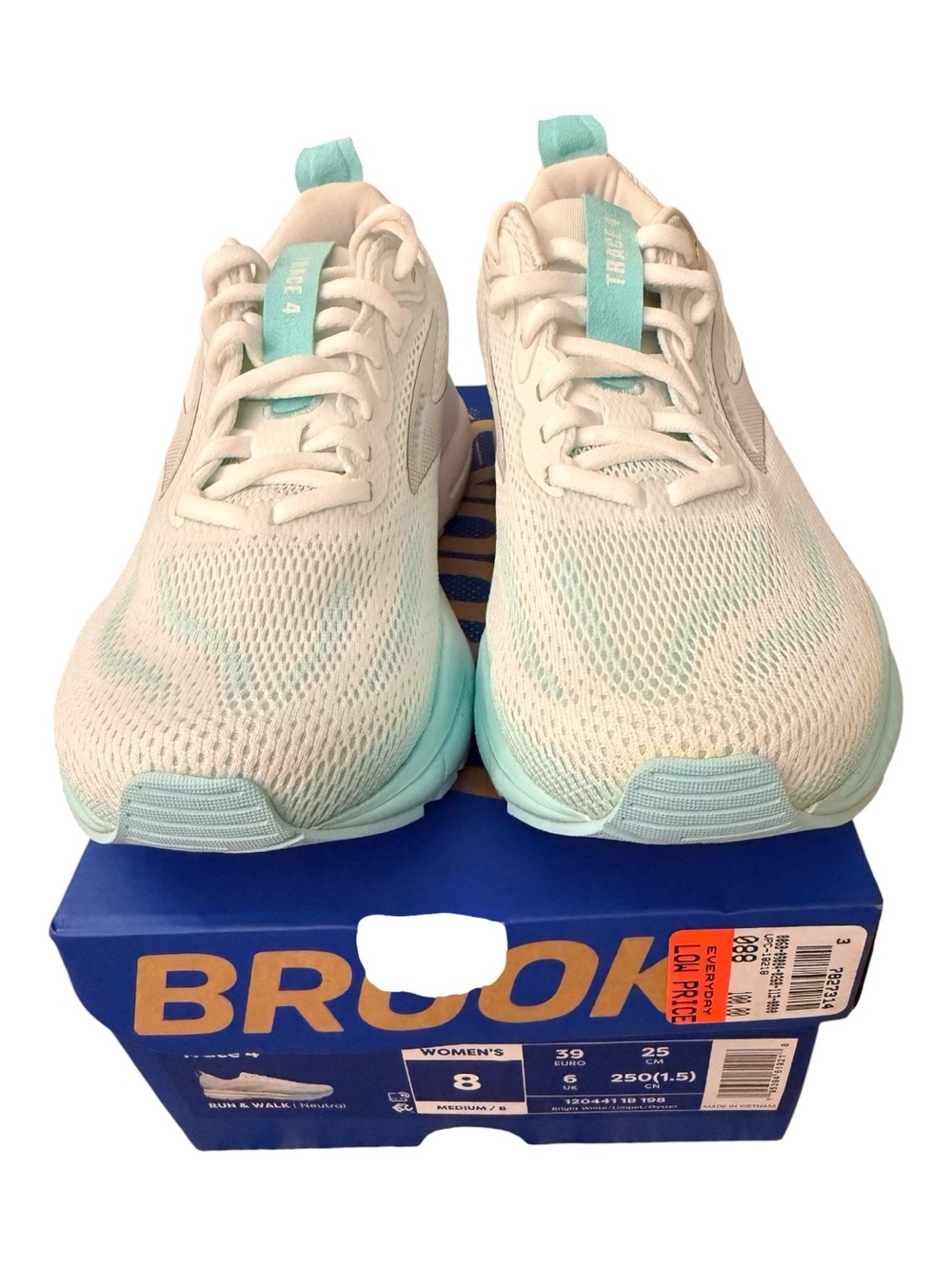Brooks Running Sneakers white & Aqua running sporty activewear collegiate preppy